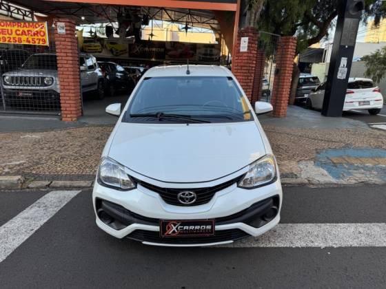 TOYOTA ETIOS 1.3 X 16V FLEX 4P AUTOMÁTICO TOYOTA ETIOS 1.3 X 16V FLEX 4P AUTOMÁTICO